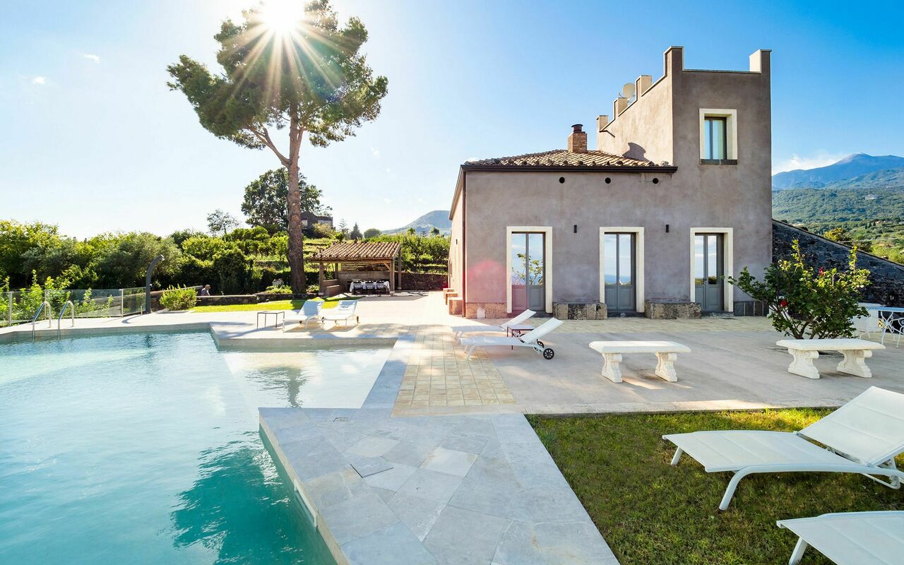 Villa Torre Etnea: all'aperto, Piscina