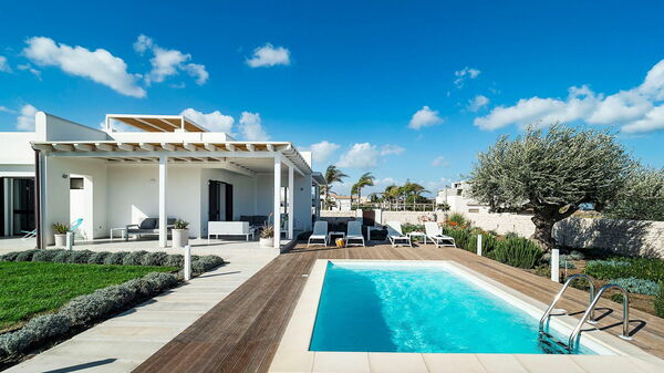 Villa San Lorenzo Rosmarino: Piscina