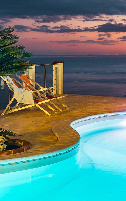 Villa Luce: all'aperto, Piscina, Vista Panoramica