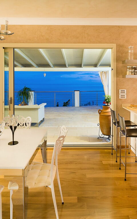 Villa Luce: Cucina, Sala da pranzo