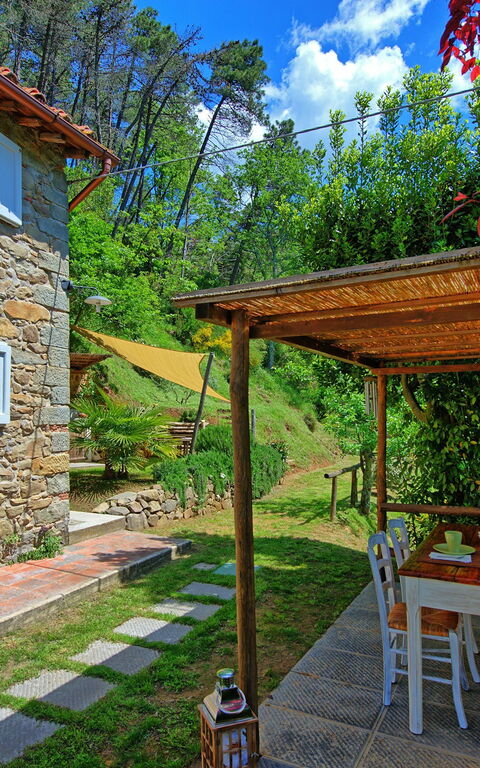 Casale Di Cozzile: Esterni, Giardino