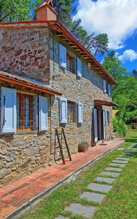 Casale Di Cozzile: Esterni, Giardino