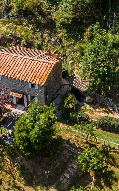 Casale Di Cozzile: all'aperto