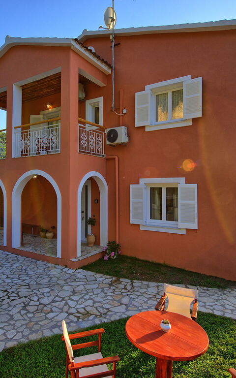 Villa Melodia: all'aperto, Giardino