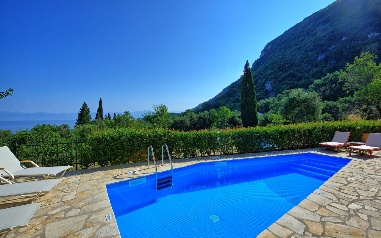 Villa Melodia: Piscina