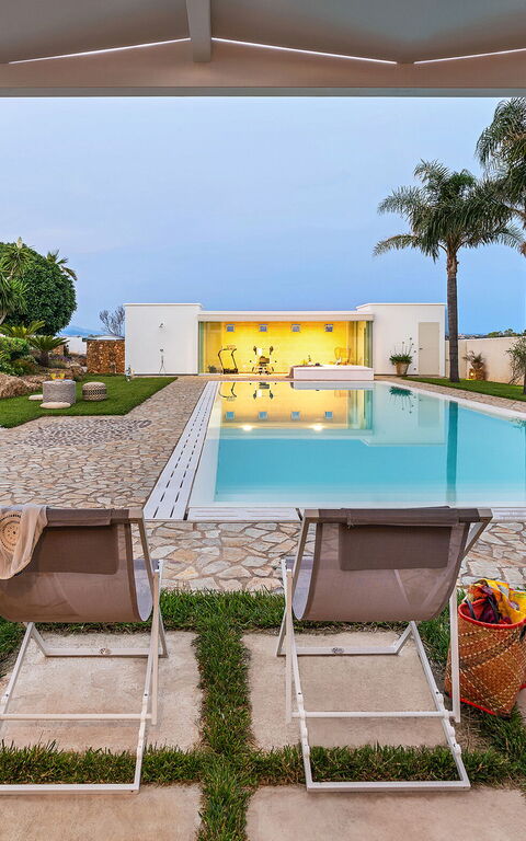 Villa Pietra Del Sole: all'aperto, Esterni, Piscina