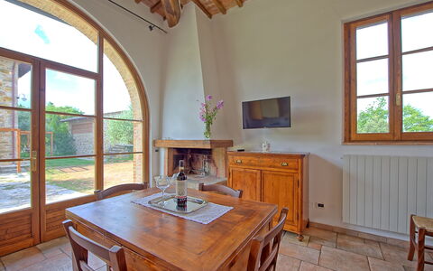 Alloggio Mulignone 3: Sala da pranzo, Soggiorno