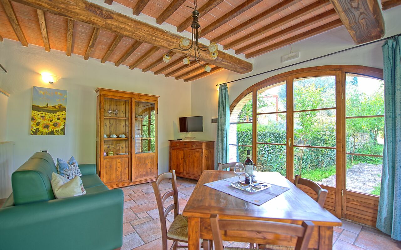 Alloggio Mulignone 2: Cucina, Sala da pranzo, Soggiorno