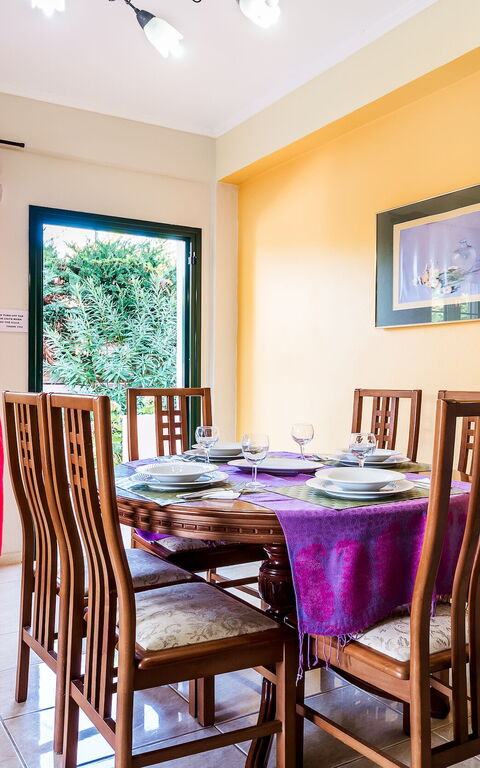 Beachfront Villa Rania: Sala da pranzo