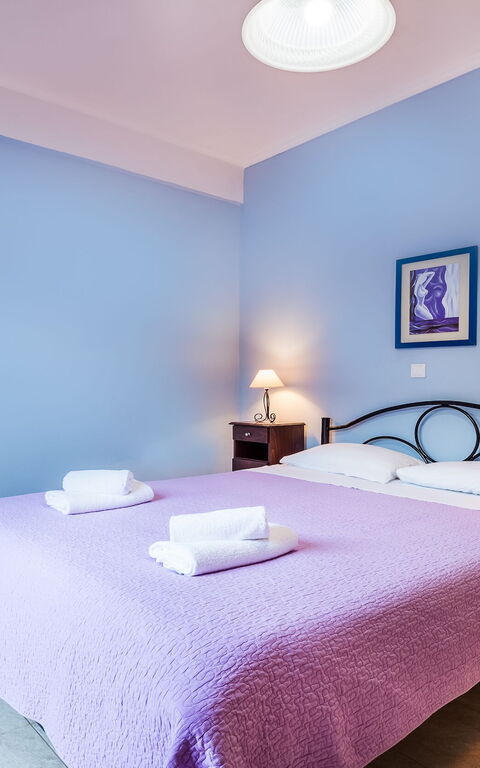 Beachfront Villa Rania: Camera da letto