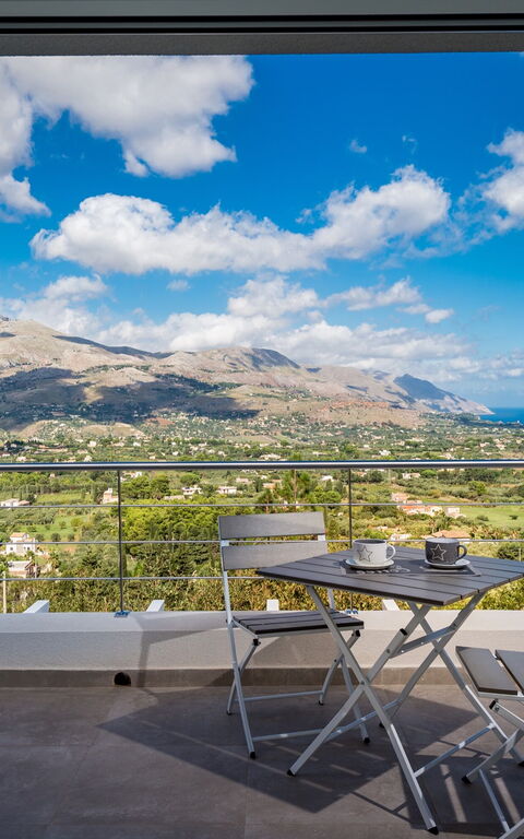 Villa Scire: all'aperto, Balcone / Terrazza / Patio