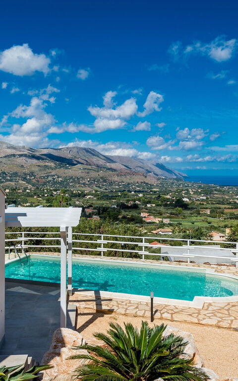 Villa Scire: Piscina