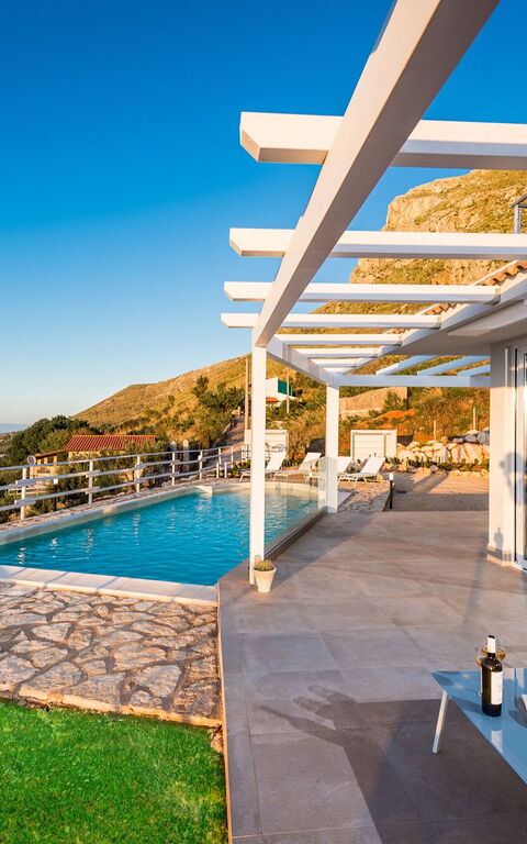 Villa Scire: all'aperto, Giardino, Piscina