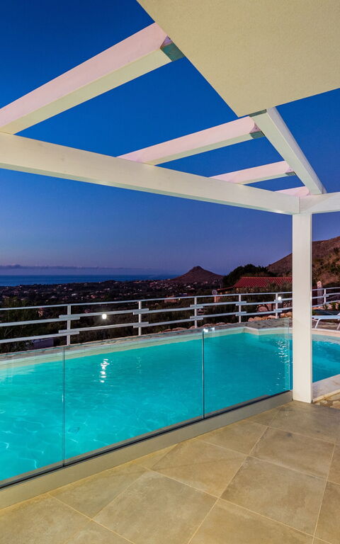 Villa Scire: Piscina