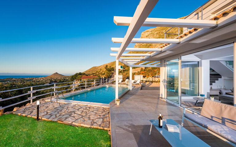 Villa Scire: all'aperto, Giardino, Piscina