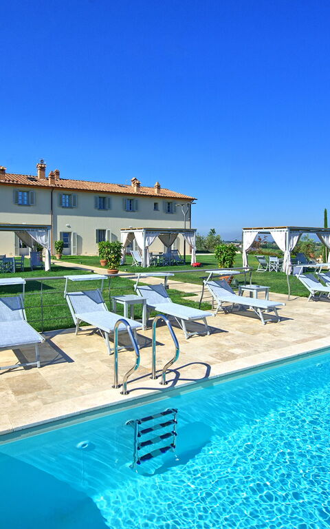 Il Sole Di Vino: Piscina