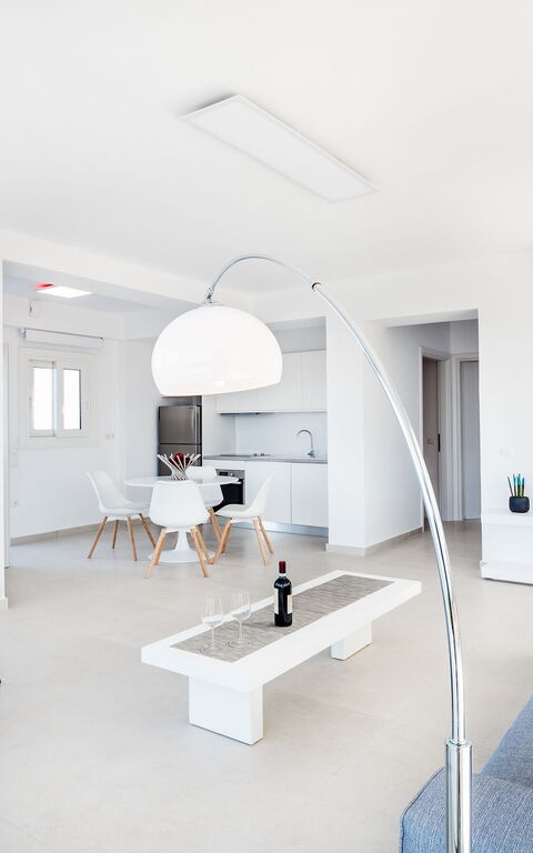 Villa Athena: Cucina, Sala da pranzo, Soggiorno