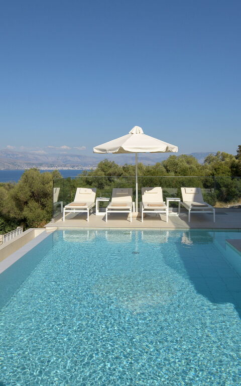 Villa Nafsika: all'aperto, Esterni, Piscina, Vista Panoramica