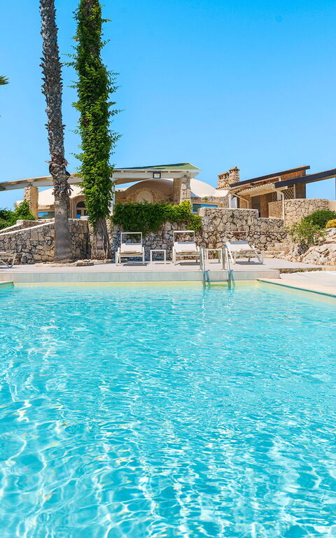 Villa Del Mito: all'aperto, Esterni, Piscina