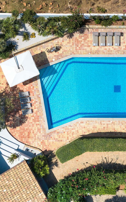 Villa Cala Mancina: Piscina, Vista Panoramica