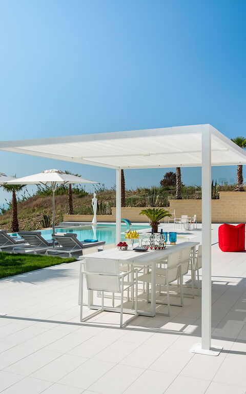 Villa Camemi: all'aperto, Balcone / Terrazza / Patio, Estate