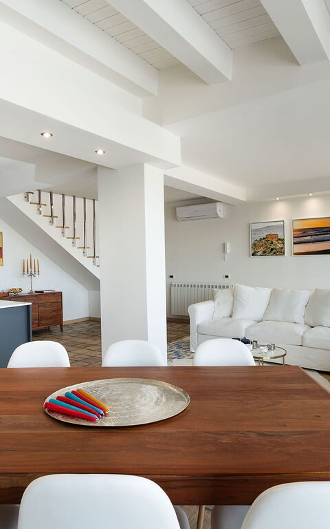 Villa Camemi: Cucina, Sala da pranzo, Soggiorno