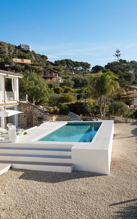 Villa Pales: Piscina