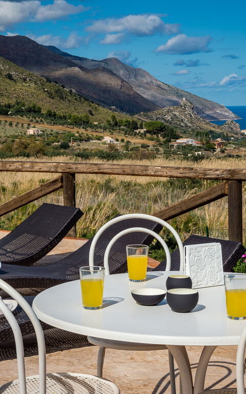 Villa Livreri: all'aperto