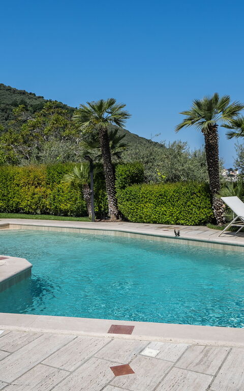 Villa Antonietta: all'aperto, Esterni, Piscina