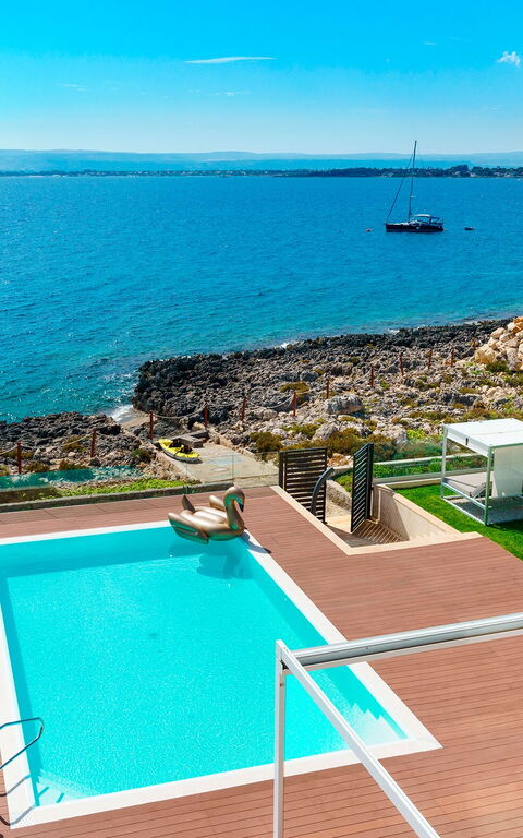 Villa Angelina: Piscina, Vista Panoramica