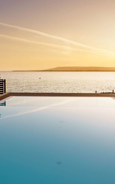 Villa Angelina: Piscina