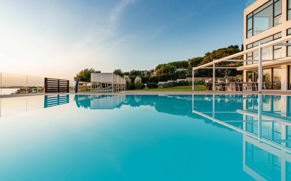 Villa Angelina: Piscina