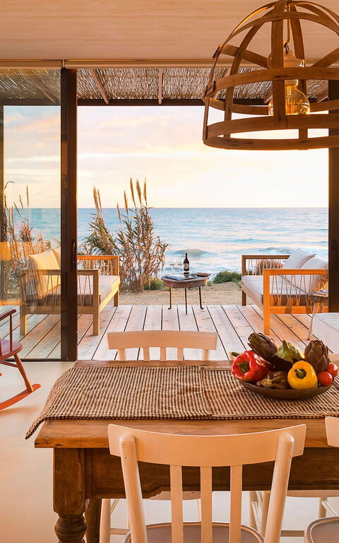 Circe: Sala da pranzo, Soggiorno