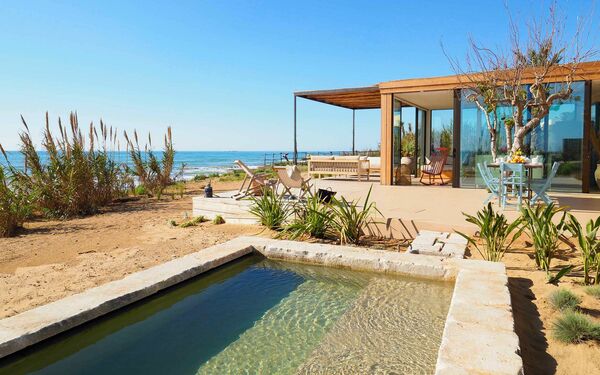 Circe: Estate, Giardino, Piscina