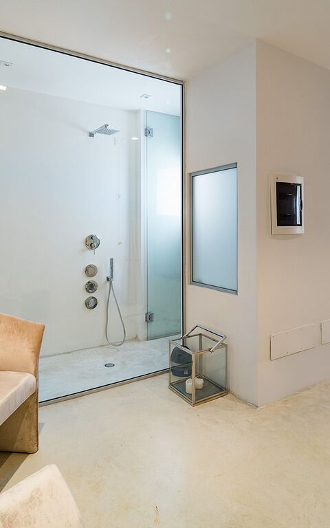 Villa Contra: Bagno, Camera da letto