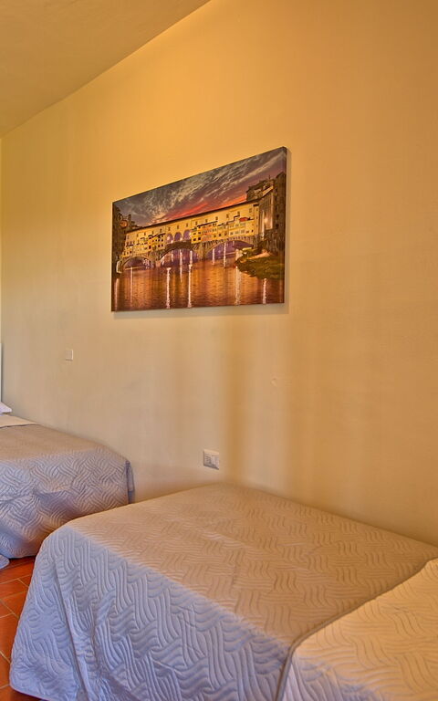 Nicola: Camera da letto