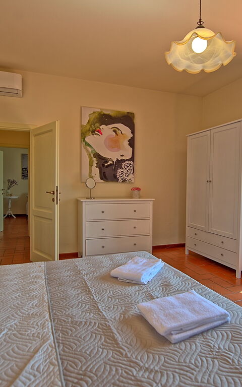 Nicola: Camera da letto