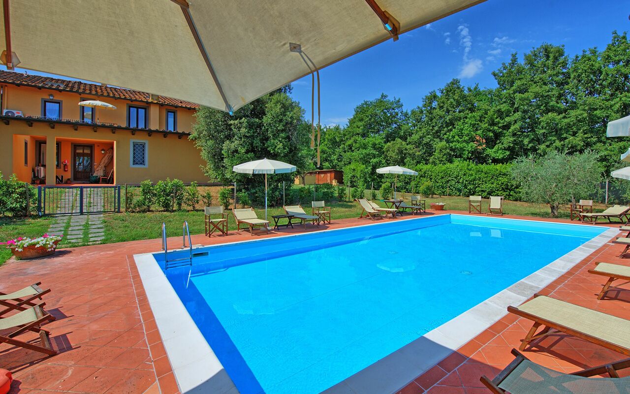 Nicola: Piscina