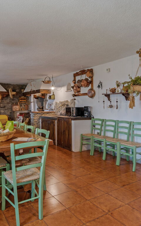 Casale Condottiero: Cucina, Sala da pranzo