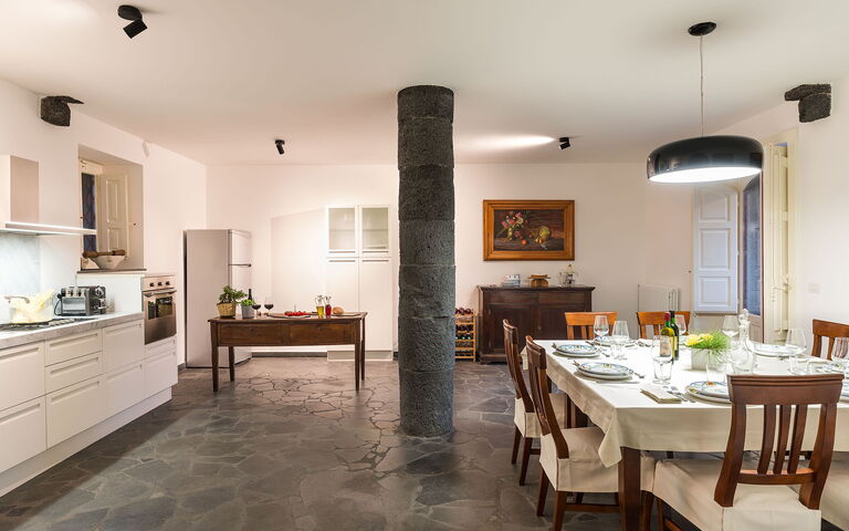 Etna Retreat: Cucina, Sala da pranzo