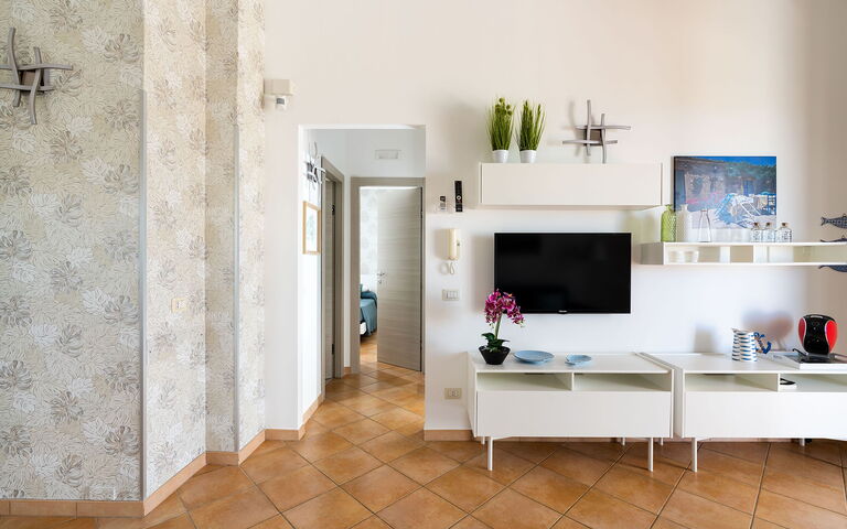 Alloggio Calantha: Cucina, Sala da pranzo, Soggiorno