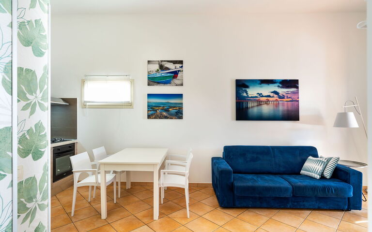 Alloggio Kalika: Cucina, Sala da pranzo, Soggiorno