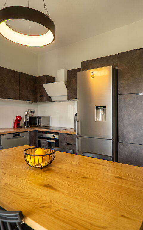 Villa Eftychia: Cucina, Sala da pranzo