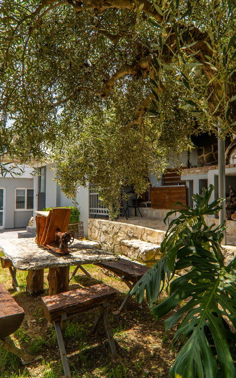 Villa Eftychia: all'aperto