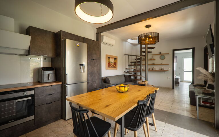 Villa Eftychia: Cucina, Sala da pranzo