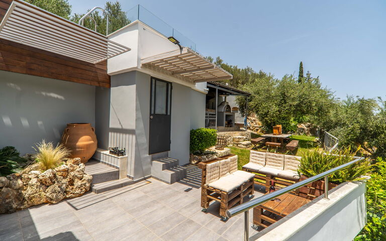 Villa Eftychia: all'aperto, Balcone / Terrazza / Patio