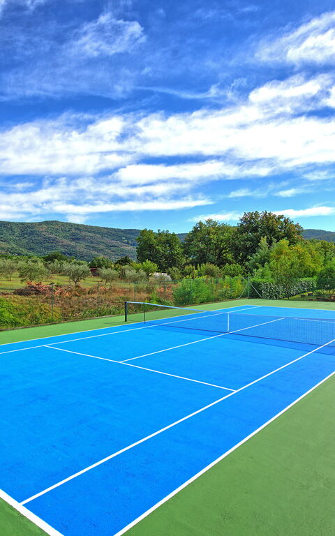 Zeffiro: all'aperto, Attività