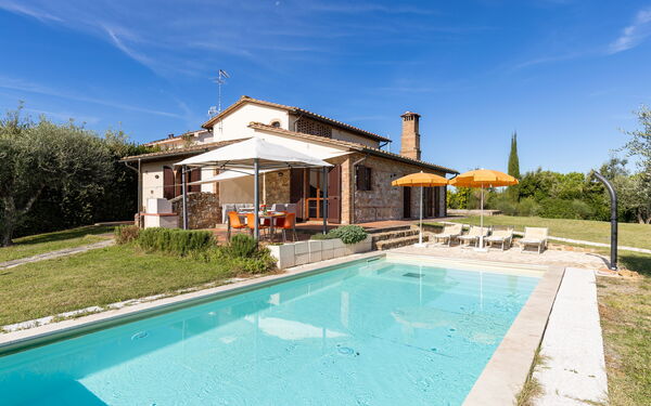 Villa Renina: all'aperto, Esterni, Piscina