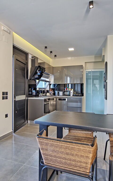 Villa Maripol: Cucina, Sala da pranzo, Soggiorno