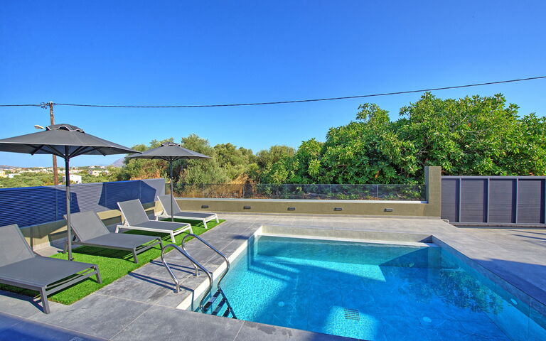 Villa Maripol: all'aperto, Giardino, Piscina